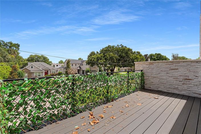Image No.20-4 Bed House for sale