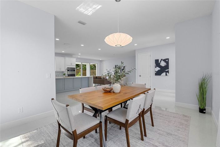 Image No.5-4 Bed House for sale