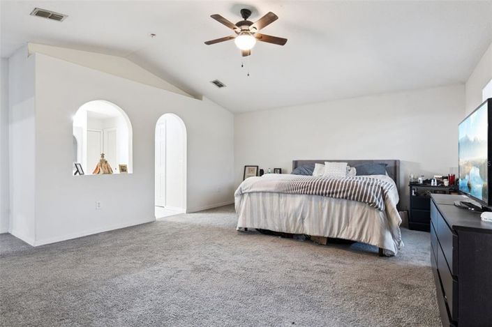 Image No.25-5 Bed House for sale