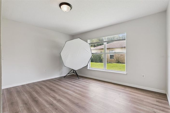 Image No.37-5 Bed House for sale