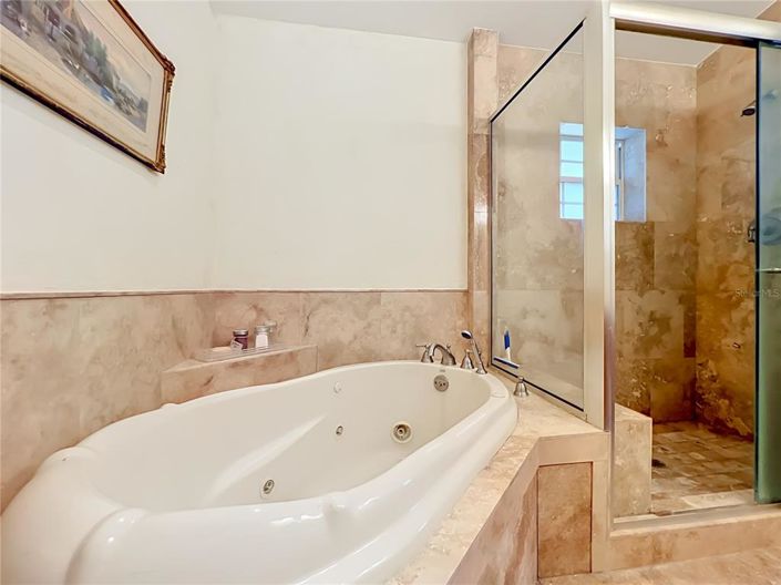 Image No.32-3 Bed House for sale