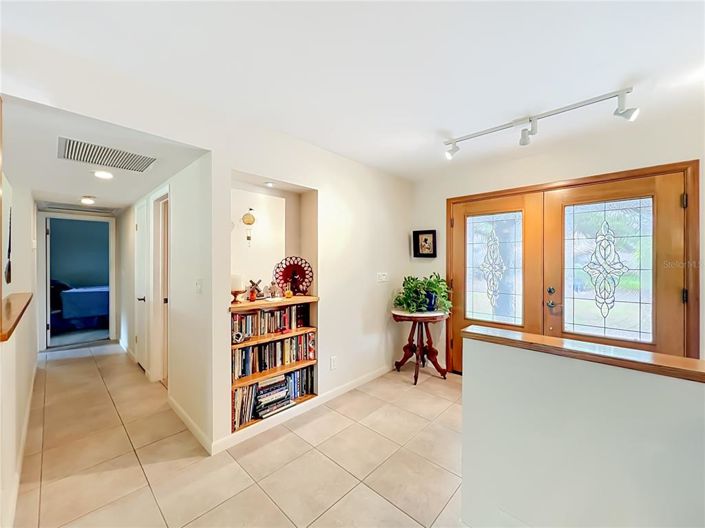 Image No.9-3 Bed House for sale