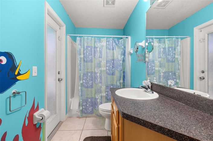 Image No.26-5 Bed House for sale