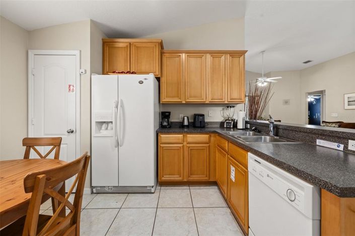 Image No.7-5 Bed House for sale
