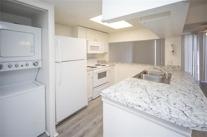 Image No.5-4 Bed Townhouse for sale