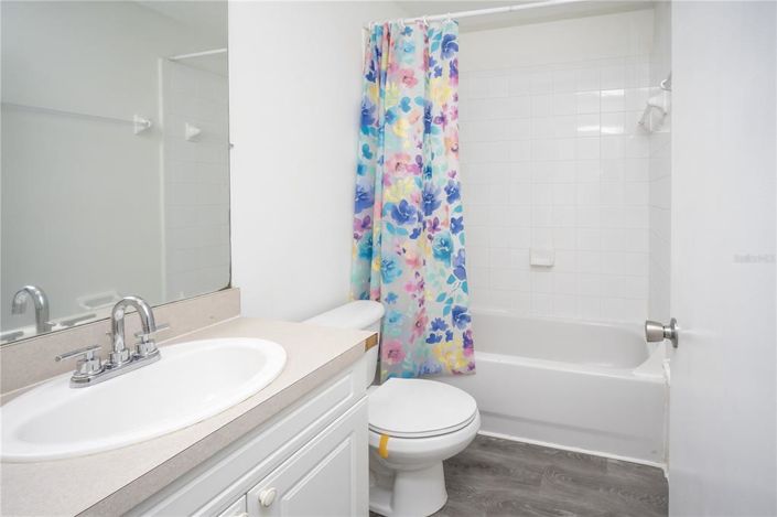 Image No.6-4 Bed Townhouse for sale