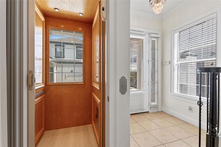 Image No.12-5 Bed House for sale