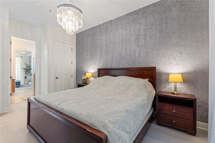 Image No.13-5 Bed House for sale