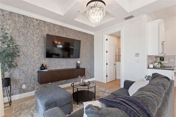 Image No.23-5 Bed House for sale