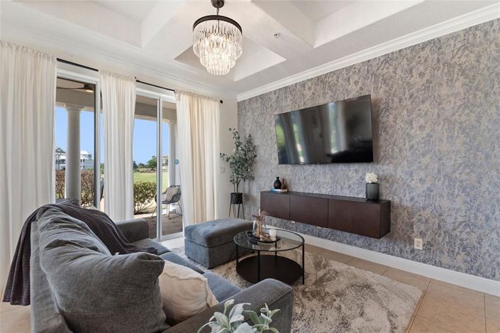 Image No.24-5 Bed House for sale