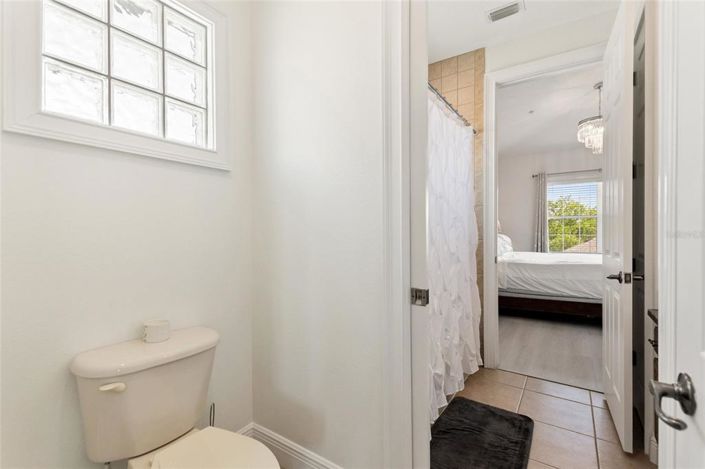 Image No.38-5 Bed House for sale