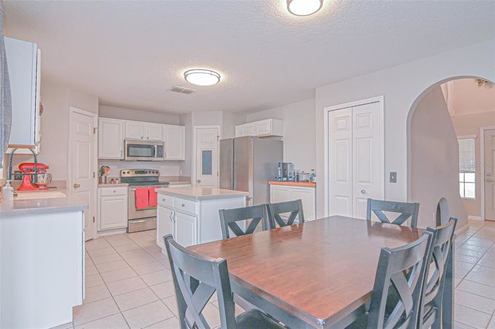 Image No.8-4 Bed House for sale
