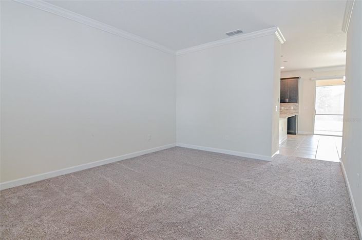Image No.18-5 Bed House for sale