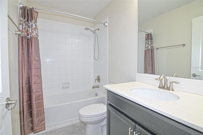 Image No.25-5 Bed House for sale