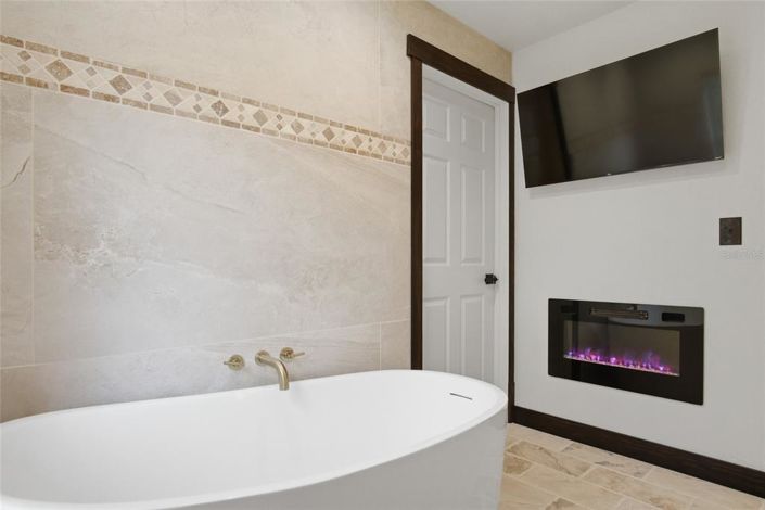 Image No.16-4 Bed House for sale