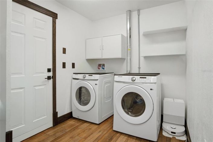 Image No.38-4 Bed House for sale