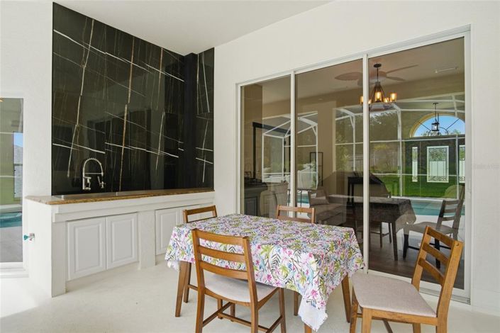 Image No.42-4 Bed House for sale