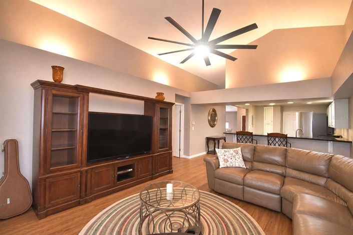 Image No.22-3 Bed House for sale