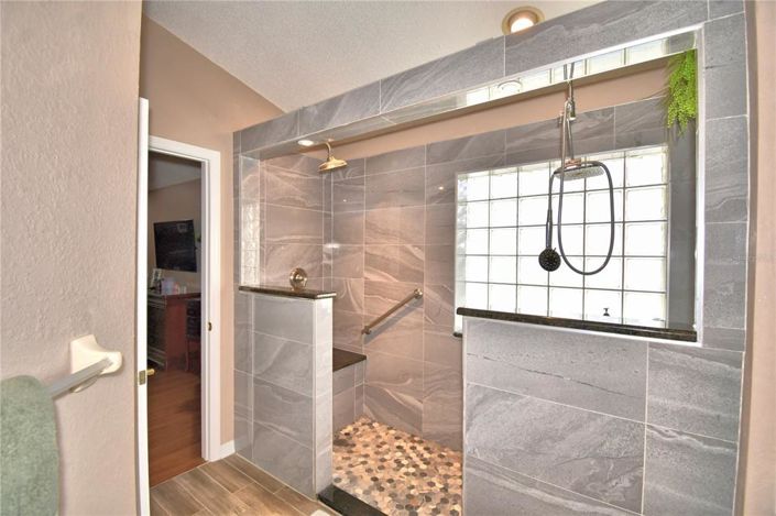 Image No.29-3 Bed House for sale
