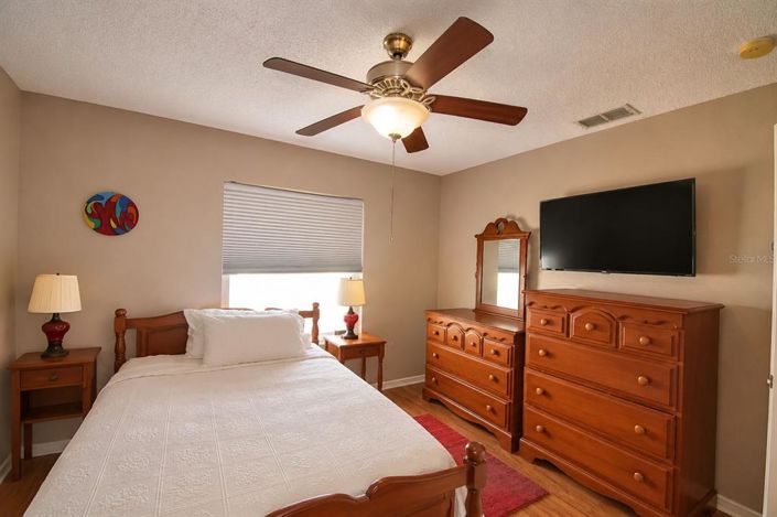 Image No.36-3 Bed House for sale