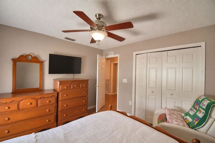 Image No.37-3 Bed House for sale