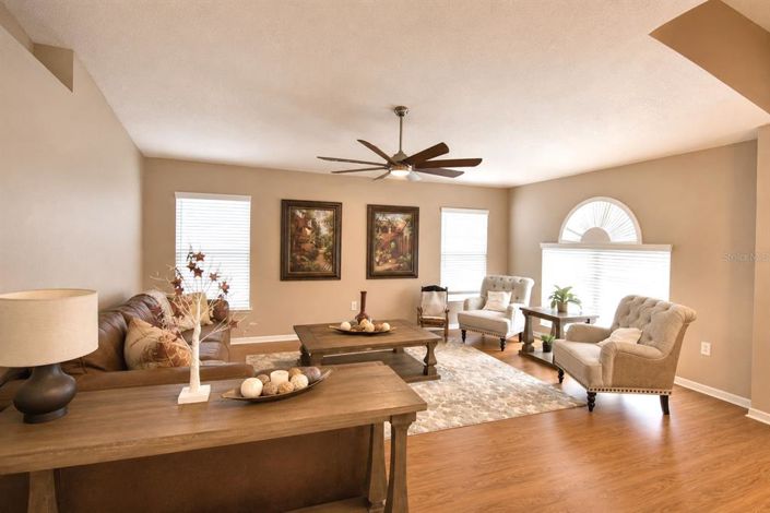 Image No.9-3 Bed House for sale