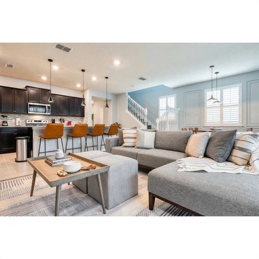 Image No.3-5 Bed Townhouse for sale