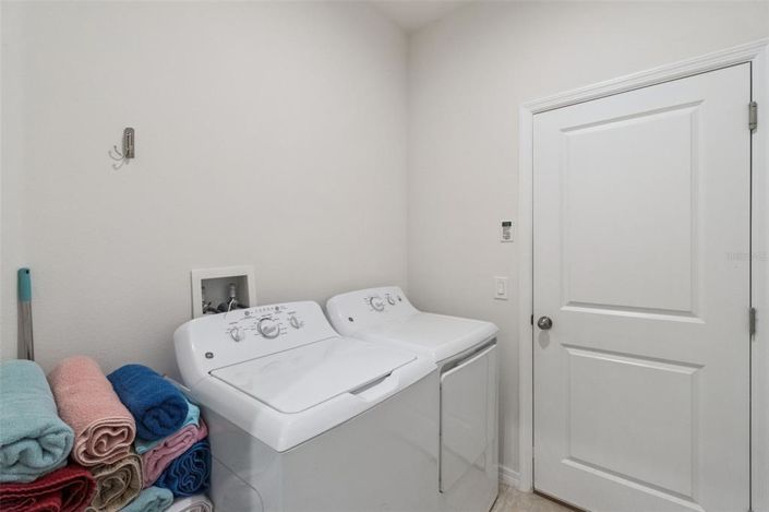 Image No.27-4 Bed House for sale