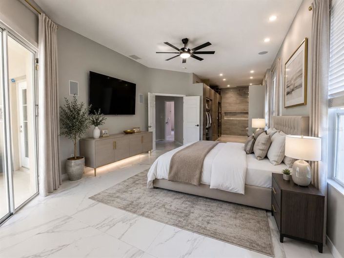 Image No.18-5 Bed House for sale