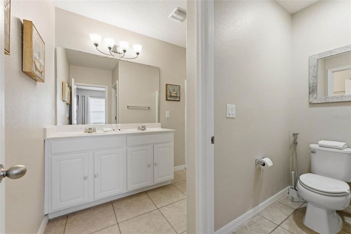 Image No.28-4 Bed Townhouse for sale