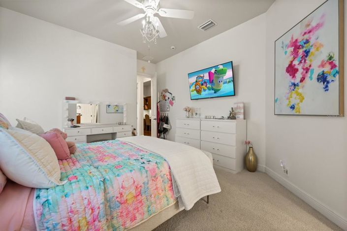 Image No.55-5 Bed House for sale
