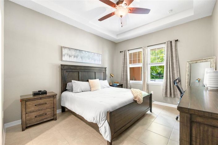 Image No.17-3 Bed House for sale