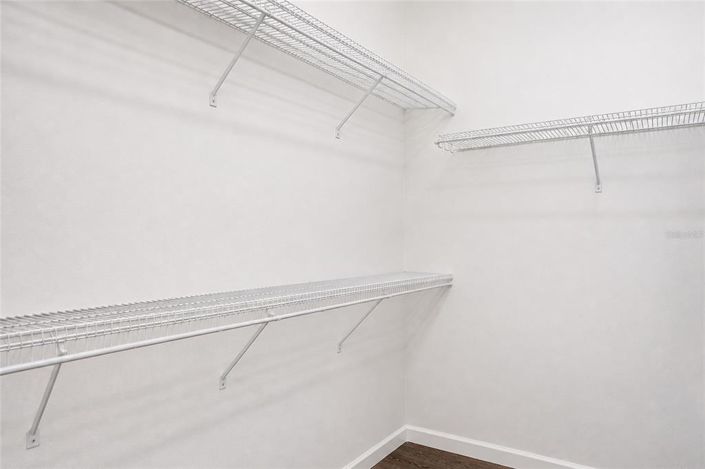 Image No.19-3 Bed House for sale