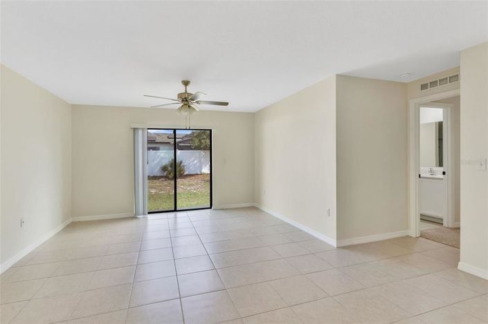 Image No.12-3 Bed House for sale