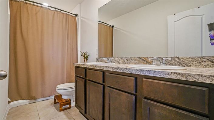 Image No.20-3 Bed Townhouse for sale