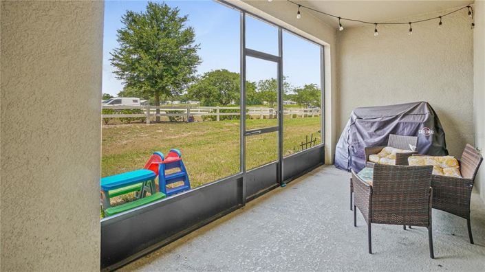Image No.26-3 Bed Townhouse for sale