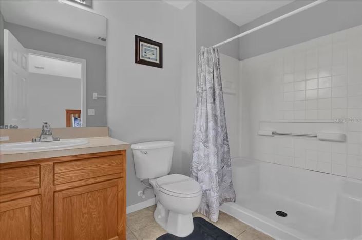 Image No.20-3 Bed Townhouse for sale