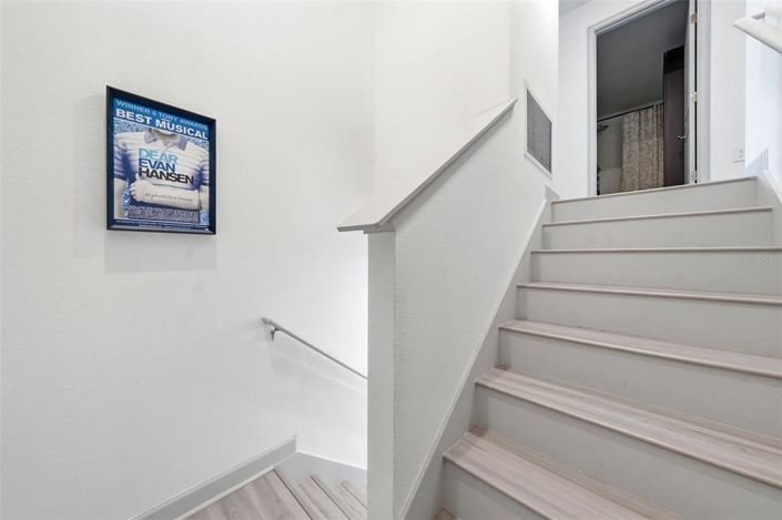 Image No.25-3 Bed Townhouse for sale