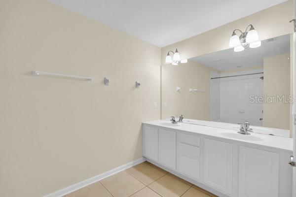 Image No.20-3 Bed Townhouse for sale