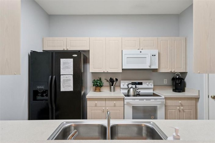 Image No.17-3 Bed Apartment for sale