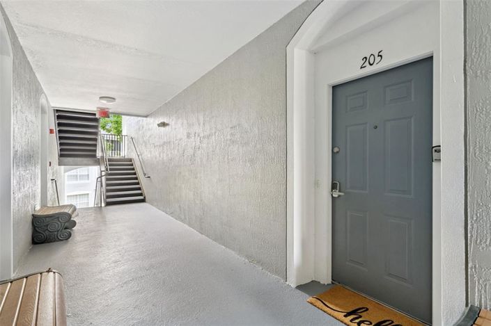 Image No.31-3 Bed Apartment for sale