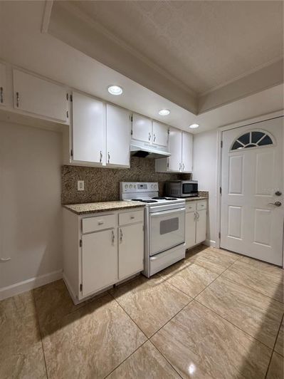 Image No.17-2 Bed House for sale