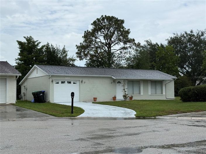 Image No.3-2 Bed House for sale