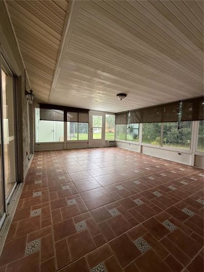 Image No.55-2 Bed House for sale