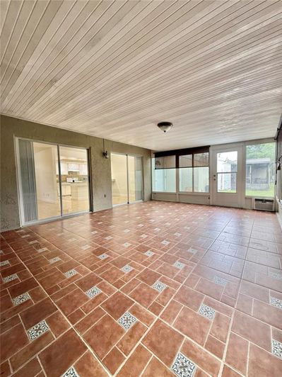 Image No.58-2 Bed House for sale
