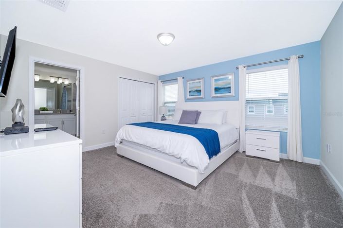 Image No.4-4 Bed Townhouse for sale