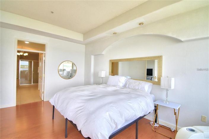 Image No.18-2 Bed Apartment for sale