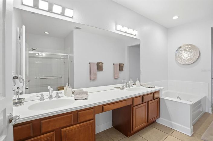 Image No.30-3 Bed Apartment for sale