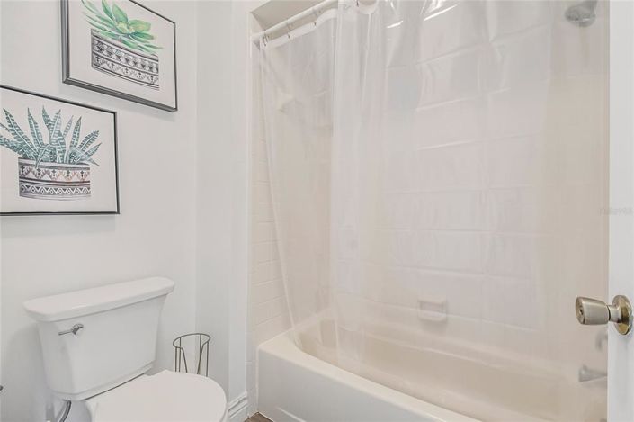 Image No.45-3 Bed Townhouse for sale