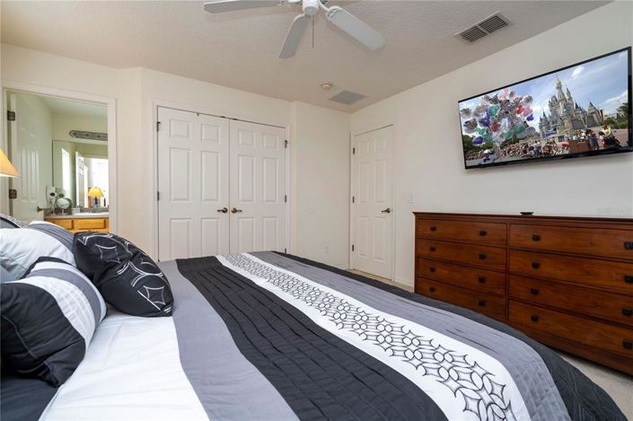 Image No.19-4 Bed Townhouse for sale